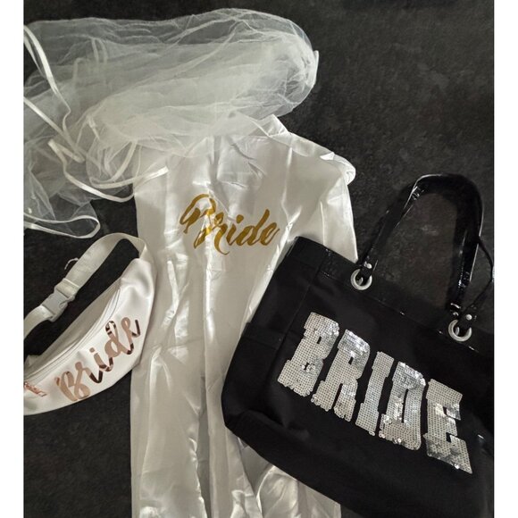 Bride Robe Veil Fanny Pack & Sequin Tote Bag Set Bachel0rette Party Wedding - Picture 2 of 16